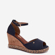Laden Sie das Bild in den Galerie-Viewer,  Keilabsatz Sandalen model 229279 Step in style 
