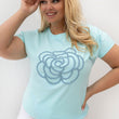 Laden Sie das Bild in den Galerie-Viewer,  Plus-Size T-shirt model 230448 Relevance 
