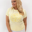 Laden Sie das Bild in den Galerie-Viewer,  Plus-Size T-shirt model 230449 Relevance 
