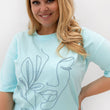 Laden Sie das Bild in den Galerie-Viewer,  Plus-Size T-shirt model 230451 Relevance 
