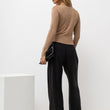 Laden Sie das Bild in den Galerie-Viewer,  Pullover model 230907 Italy Moda 
