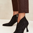 Laden Sie das Bild in den Galerie-Viewer,  Stiefeletten mit Absatz model 230932 Step in style 
