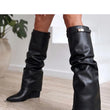 Laden Sie das Bild in den Galerie-Viewer,  Plateau-Stiefel model 231422 Solea 
