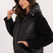 Laden Sie das Bild in den Galerie-Viewer,  Jacke model 231582 Factory Price 
