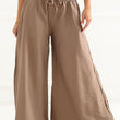 Laden Sie das Bild in den Galerie-Viewer,  Damen Hose model 231713 Factory Price 
