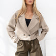 Laden Sie das Bild in den Galerie-Viewer,  Jacke model 231918 Italy Moda 
