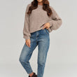Laden Sie das Bild in den Galerie-Viewer, Pullover model 232005 Makadamia
