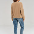 Laden Sie das Bild in den Galerie-Viewer, Pullover model 232011 Makadamia
