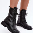 Laden Sie das Bild in den Galerie-Viewer,  Boot model 232073 Step in style 
