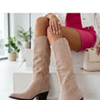 Laden Sie das Bild in den Galerie-Viewer,  Stiefel mit Absätzen model 232160 Solea 

