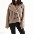 Laden Sie das Bild in den Galerie-Viewer,  Jacke model 232255 Factory Price 
