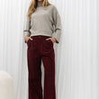 Laden Sie das Bild in den Galerie-Viewer,  Cordhosen model 232404 Italy Moda 
