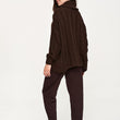Laden Sie das Bild in den Galerie-Viewer,  Rollkragenpullover model 232516 Makadamia 
