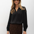 Laden Sie das Bild in den Galerie-Viewer,  Bluse model 232755 Italy Moda 

