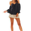Laden Sie das Bild in den Galerie-Viewer,  Bluse model 133689 awama 
