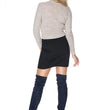Laden Sie das Bild in den Galerie-Viewer,  Kurzpullover model 135322 PeeKaBoo 
