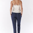 Laden Sie das Bild in den Galerie-Viewer,  Damen Hose model 144695 awama 

