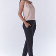 Laden Sie das Bild in den Galerie-Viewer,  Damen Hose model 144698 awama 
