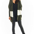 Laden Sie das Bild in den Galerie-Viewer,  Cardigan model 149730 awama 
