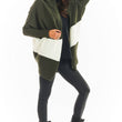 Laden Sie das Bild in den Galerie-Viewer,  Cardigan model 149730 awama 
