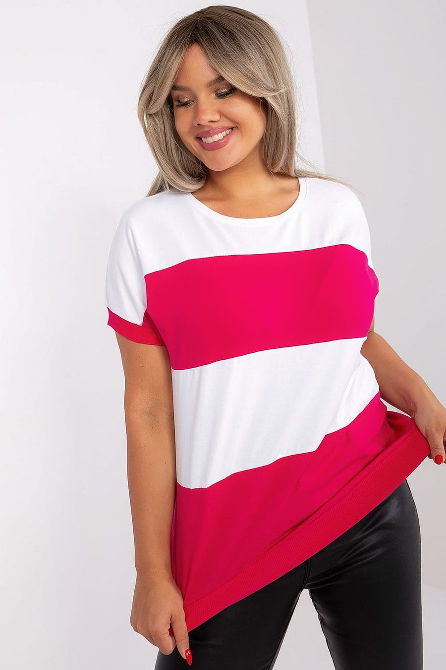 Plus-Size Bluse Model 182739 Relevance