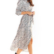Laden Sie das Bild in den Galerie-Viewer, Alltagskleid Model 139530 awama | Textil Großhandel ATA-Mode
