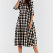 Laden Sie das Bild in den Galerie-Viewer, Alltagskleid Model 173850 awama | Textil Großhandel ATA-Mode
