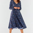 Laden Sie das Bild in den Galerie-Viewer, Alltagskleid Model 176858 awama | Textil Großhandel ATA-Mode
