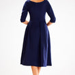 Laden Sie das Bild in den Galerie-Viewer, Alltagskleid Model 187117 awama | Textil Großhandel ATA-Mode
